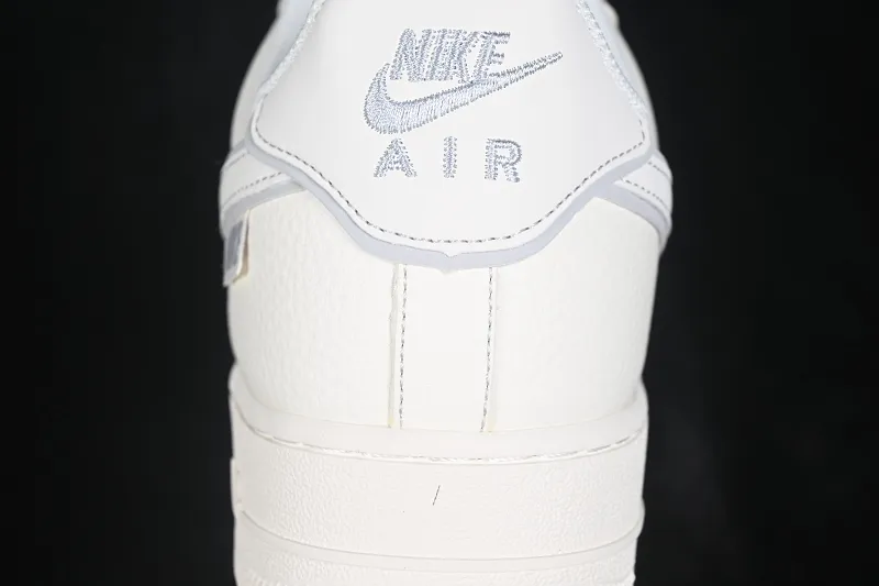 All categories Nk Air Force 1 Air Force series Nk Air Force 1 Low Air Force low-top Nike Air Force 1'07 Low joint model Air Force 1 low-top casual sneakers DN9688-120